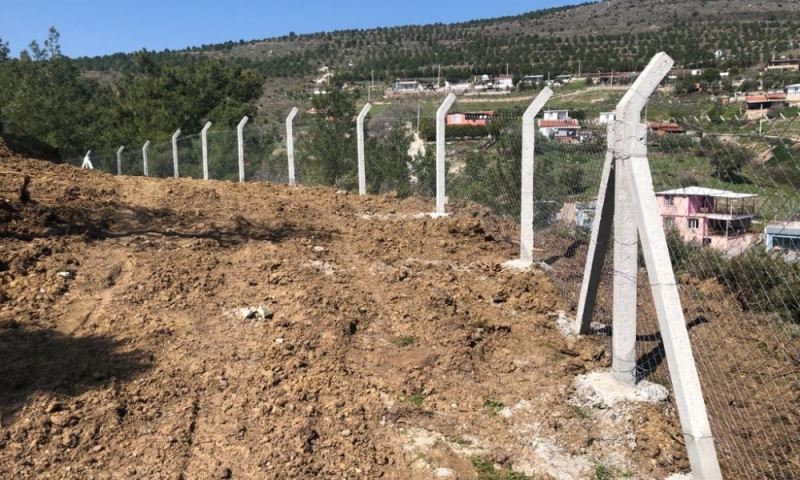 Çınarlıkuyu Mezarlığı’nda Himaye Çit Çalışması