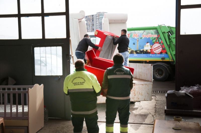 Keçiören Belediyesinden 1.500 aileye eşya desteği ve taşınma hizmeti