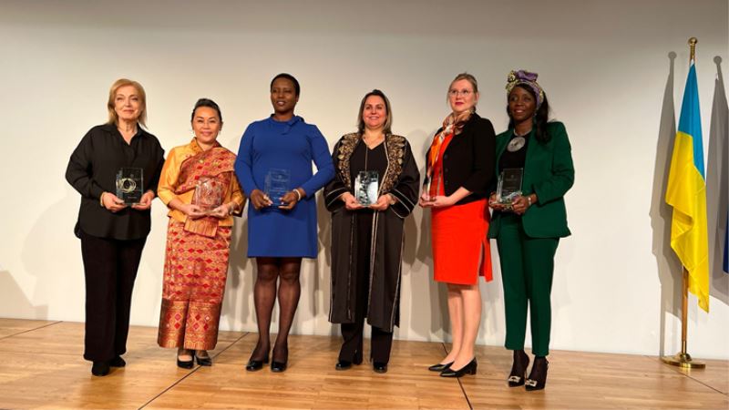 Görme engellileri sanatla buluşturan projenin mimarına uluslararası ödül