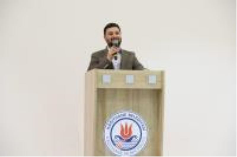 BAŞKAN ÖZTEKİN ÜNİVERSİTE ADAYLARIYLA İFTARDA BULUŞTU