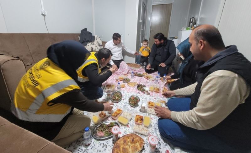 Duygulandıran iftar