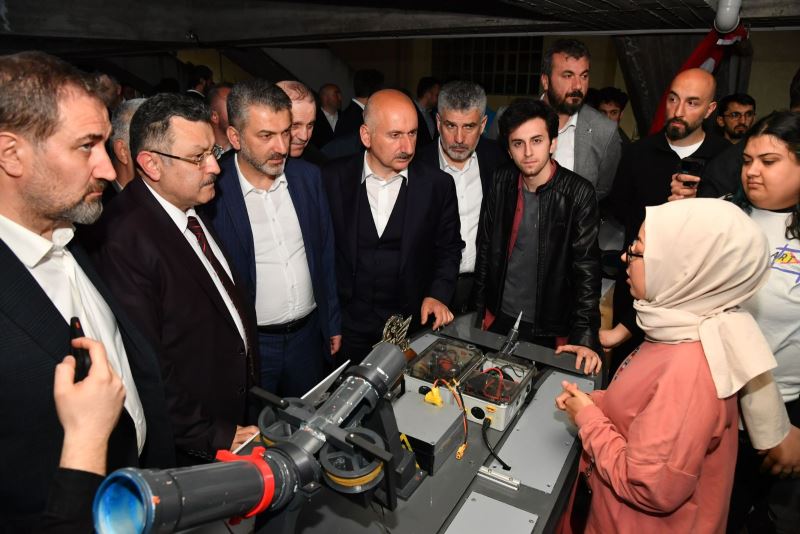 AK Parti milletvekili adayları Creatiny Topluluğu’nu ziyaret etti