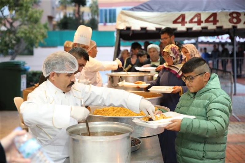 EŞGİLİK’TE İFTAR SOFRASI SON KEZ KURULDU