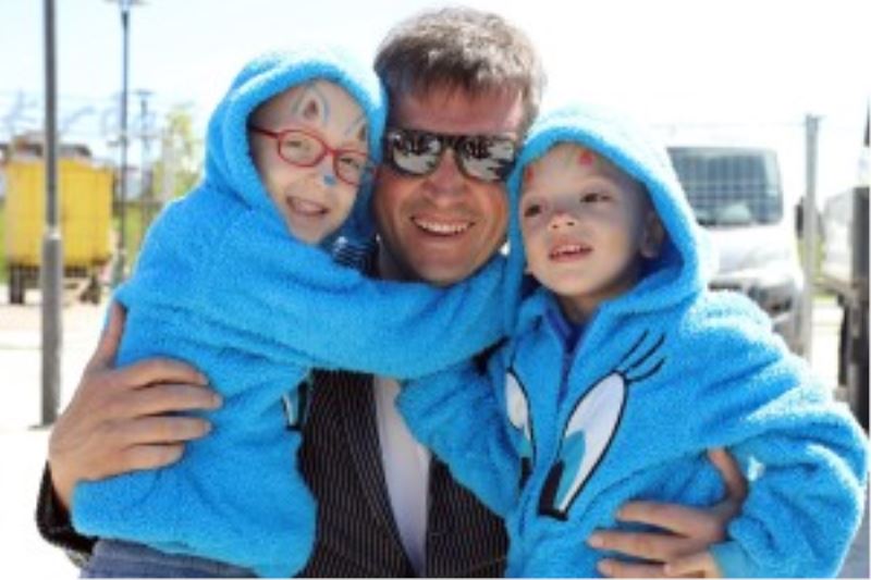 ÇERKEZKÖYLÜ ÇOCUKLAR 23 NİSAN ÇOCUK ŞENLİĞİ’NDE BULUŞTU