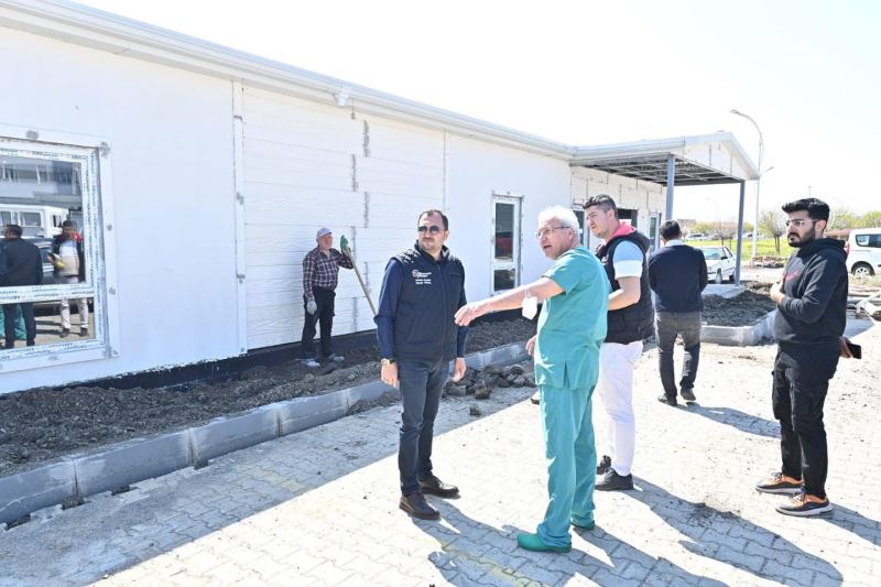 Başkan Yüksel Kemoterapi Merkezi projesini yerinde inceledi