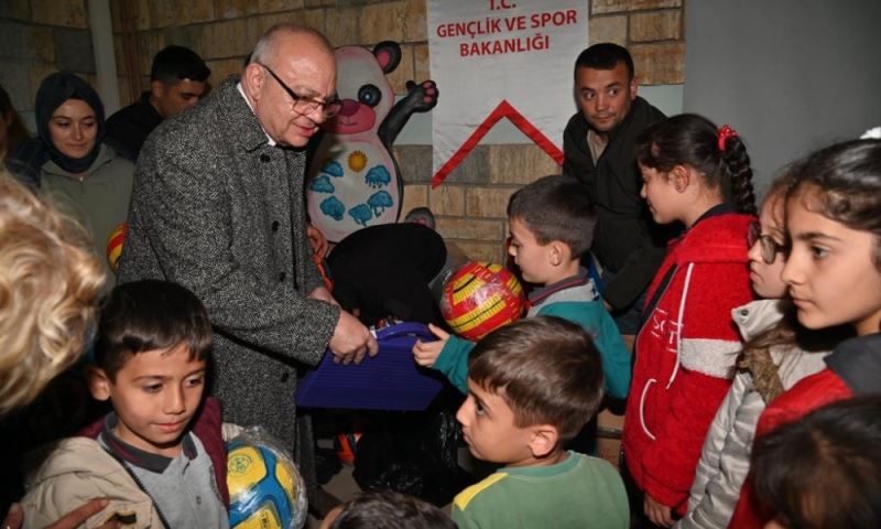 Başkan Ergün, Kırkağaç’ta Depremzede Aileleri Ziyaret Etti