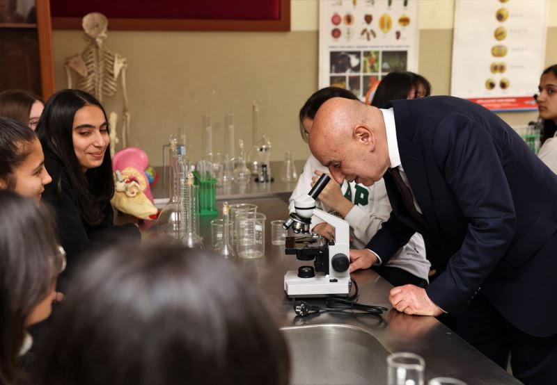 Yeşiltepe Ortaokuluna laboratuvar sınıfı açıldı