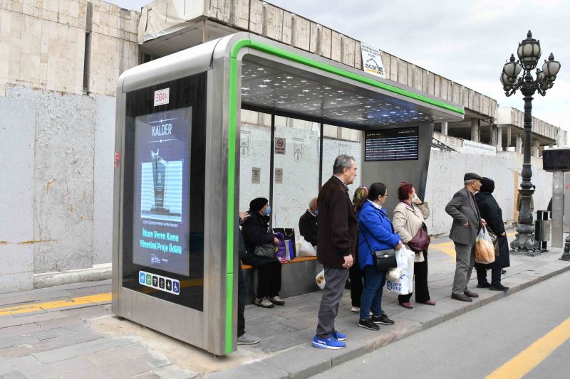 ANKARA BÜYÜKŞEHİR BELEDİYESİNİN YENİ NESİL OTOBÜS DURAKLARININ MONTAJLARI DEVAM EDİYOR