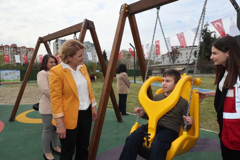 İZMİT BELEDİYESİ OTİZM SPOR VE YAŞAM EVİ FOX TV’DE GÜNDEM OLDU