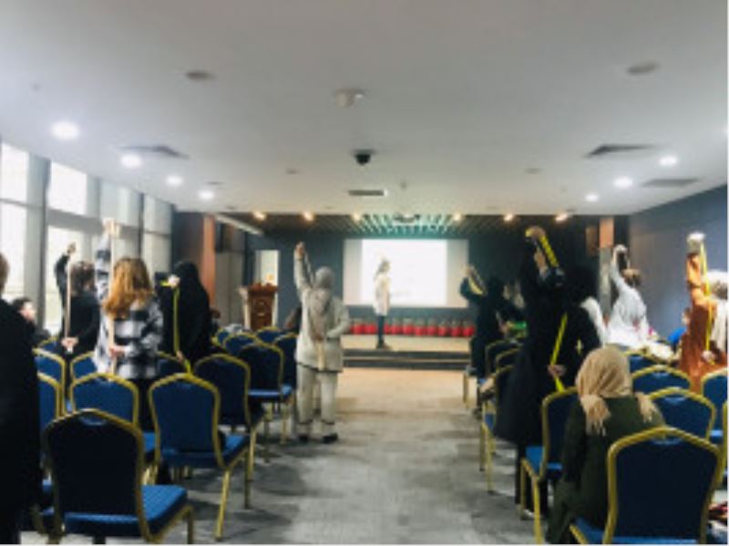 BİLİNÇLİ GEBELİK GÜVENLİ ANNELİK İÇİN: GEBELİK OKULU EĞİTİMLERE DEVAM EDİYOR