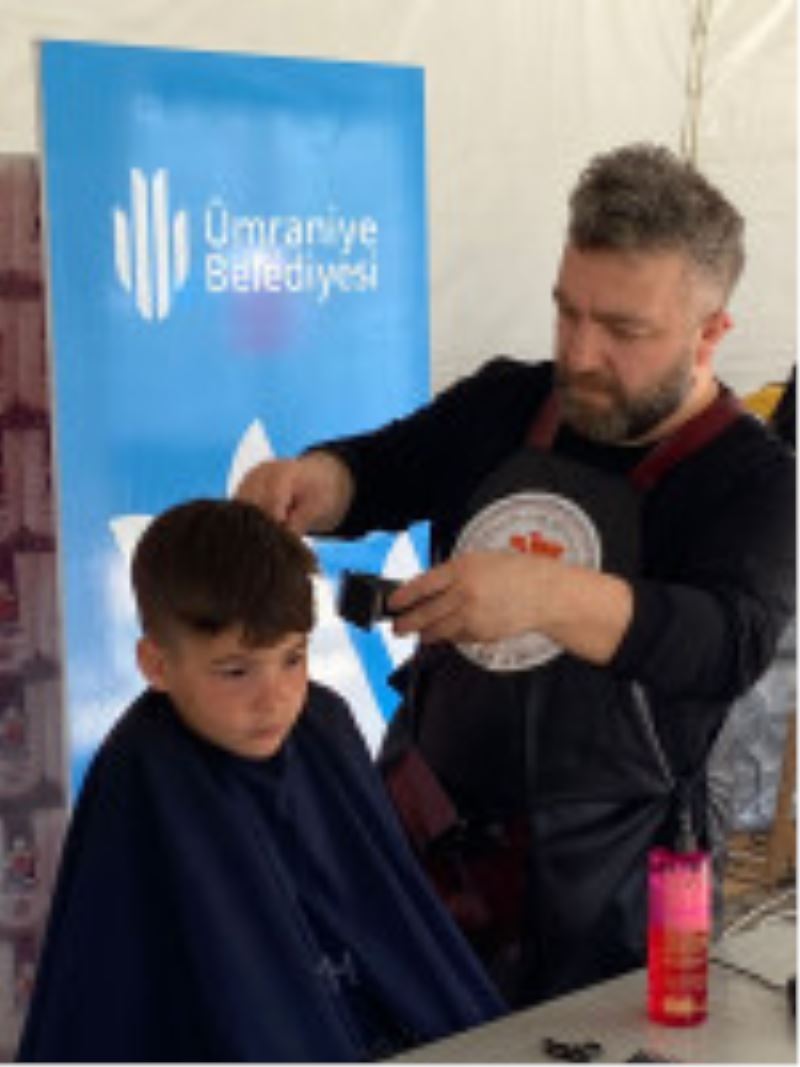 KAHRAMANMARAŞ ONİKİŞUBAT’TAKİ DEPREMZEDELERE KUAFÖR HİZMETİ