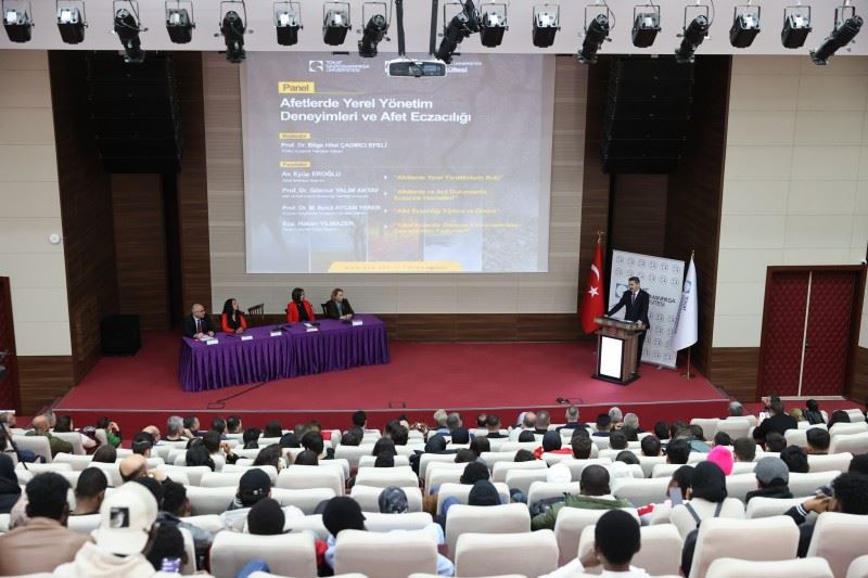 Afetlerde Yerel Yönetim Deneyimleri ve Afet Eczacılığı