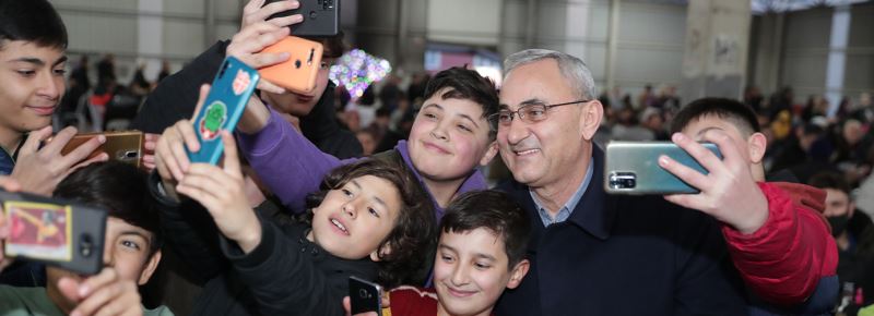 İFTAR SOFRALARI GÖNÜL SOFRALARINA DÖNÜŞÜYOR