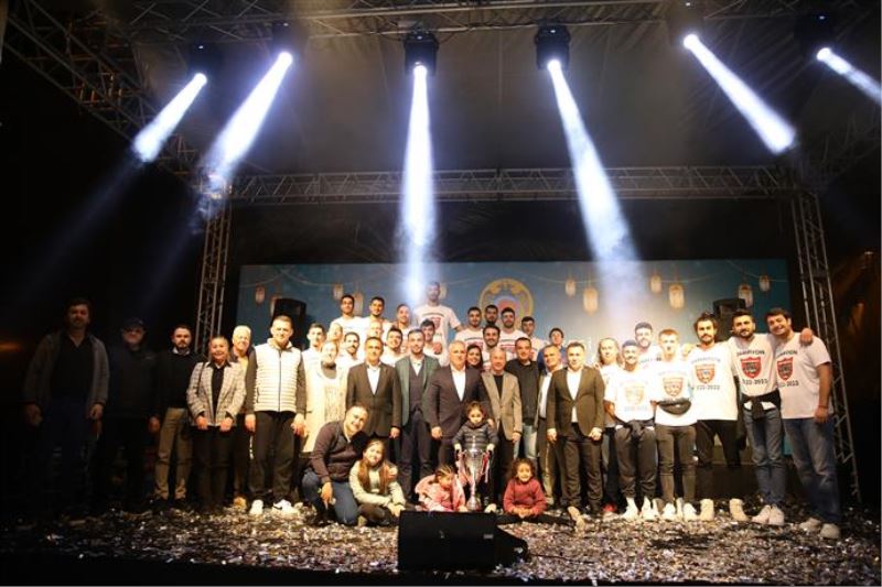 ALANYA ŞAMPİYONLARINI KARŞILADI