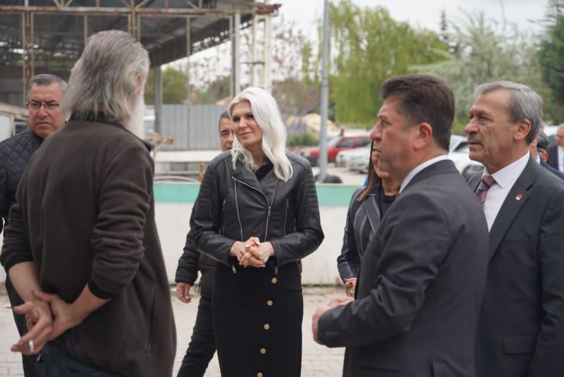 MİLLETVEKİLİ TÜZÜN VE BAŞKAN V. SUBAŞI SANAYİ ESNAFINI ZİYARET ETTİ