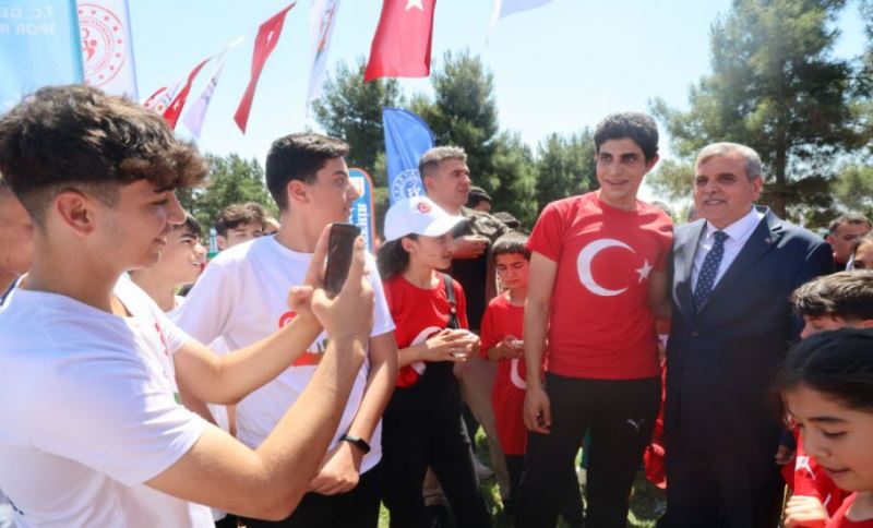 Başkan Beyazgül, “Şanlıurfa’nın Gençliğine Güveniyor Onlarla Gurur Duyuyoruz”