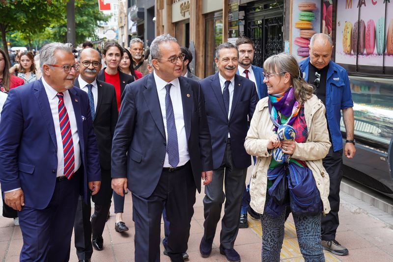 BAŞKAN ATAÇ VE TEZCAN