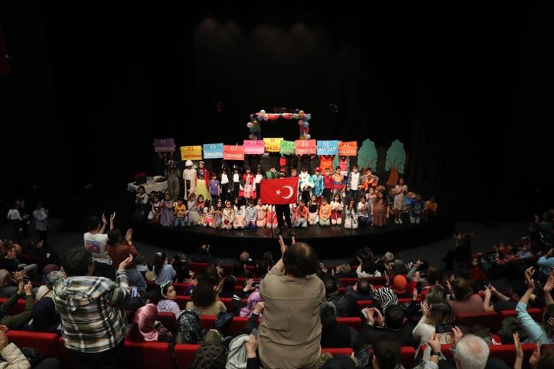 Çocuklardan muhteşem performans