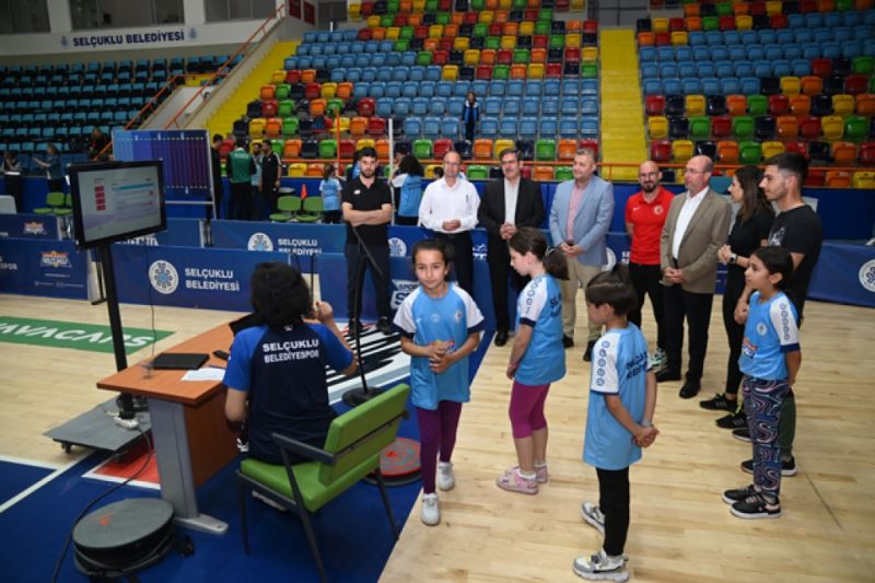 Sporcu Seçme ve Yetiştirme Projesi’nde Demo Ölçüm Testleri Başladı TÜRKİYE’NİN EN KAPSAMLI ÖLÇÜM TESTLERİ SPORUN MERKEZİ SELÇUKU’DA