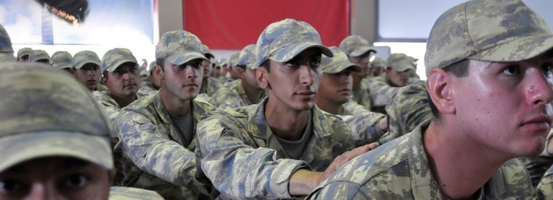 800 BEDELLİ ASKER YEMİN ETTİ