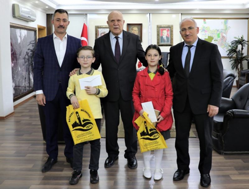 ÇOCUKLARDAN BAŞKANIMIZ PEKMEZCİ