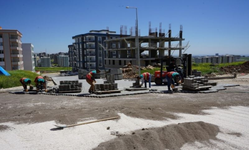 SEYRANTEPE’DE YENİ YOLLAR KİLİTLİ PARKE İLE DÖŞENDİ