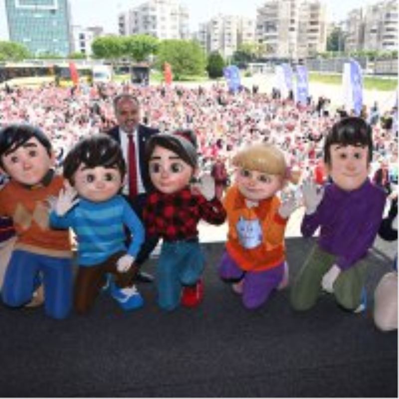 Çocuklara teknolojiyi sevdiren tayfa