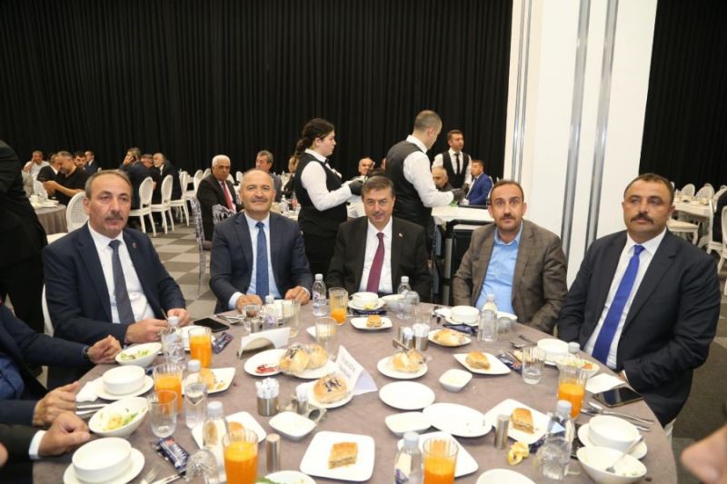 Belediye Başkanımız Av. Mustafa İlmek Çevre Şehircilik ve İklim Değişikliği Bakanımız Sn. Mehmet Özhaseki