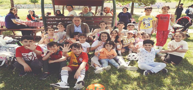 BAŞKAN ÇALIK, ÇOCUKLARLA PİKNİKTE BULUŞTU
