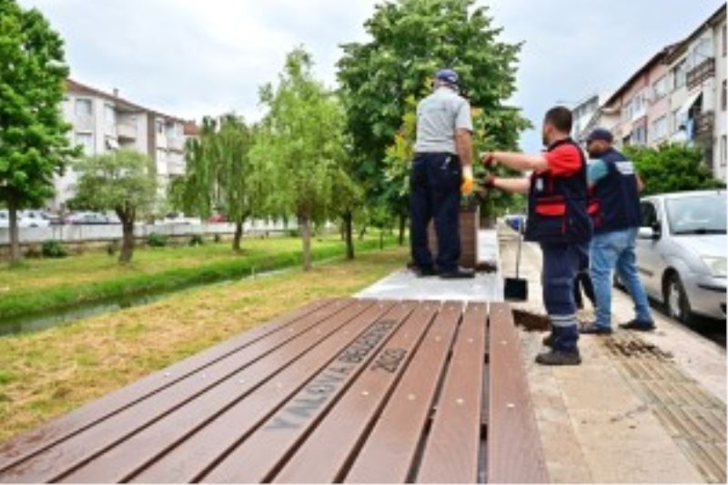 VANDALLAR YİNE İŞ BAŞINDA!