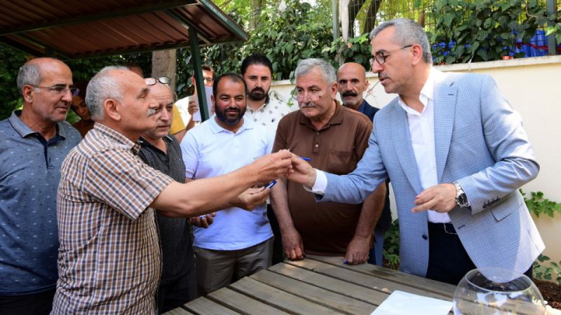 Divanlı Geçici Çarşısı’nda İş Yerleri Esnafa Teslim Edildi