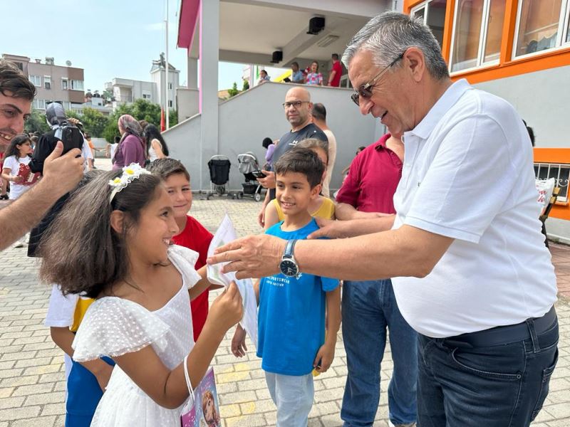 “Tüm öğretmen ve öğrencilerimize iyi tatiller”