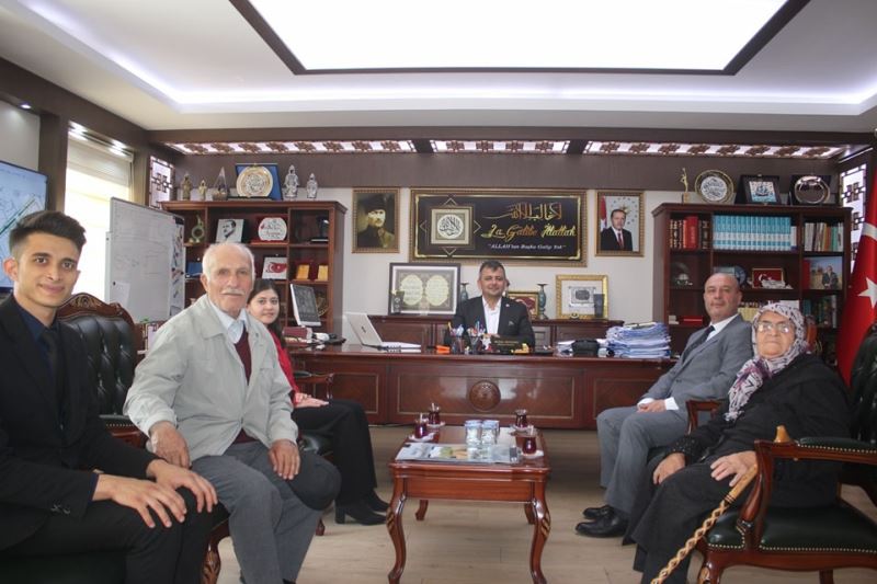 Fazlı – Macide Halaç Huzurevi’nden Belediye Başkanımız Serkan Koyuncu’ya Ziyaret