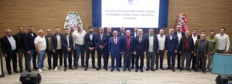 BELEDİYE KÜTAHYASPOR’UMUZUN YENİ BAŞKANI ABDULLAH DAMCI OLDU