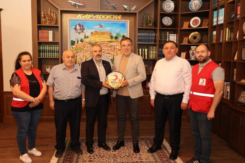 Başkan Savran Kurban Bağışında Bulundu