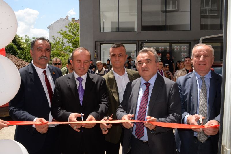 BELEDİYE BAŞKAN YARDIMCISI MAHMUT FINDIK İŞ YERİ AÇILIŞINA KATILDI