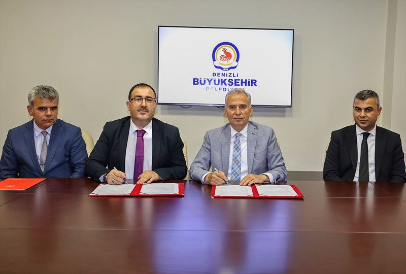 Büyükşehir’den 1.330 üreticiye 133 ton Macar fiği tohumu desteği