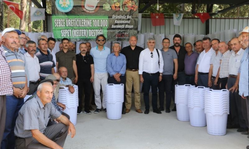 Büyükşehir’den Üreticiye Sepet Sepet Destek