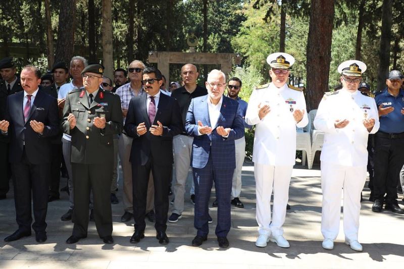 BAŞKAN FATİH TOSYALI ŞEHİTLİK ZİYARETİNE KATILDI