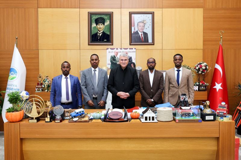 Başkan Yüce’den iş birliği mesajı; “Modern dünyanın gelişmiş şehirleri olma yolunda birlikte çalışacağız”