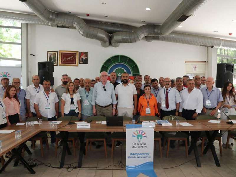 ODUNPAZARI’NDA ET-SÜT KRİZİ VE ESKİŞEHİR’E YANSIMALARI KONUŞULDU