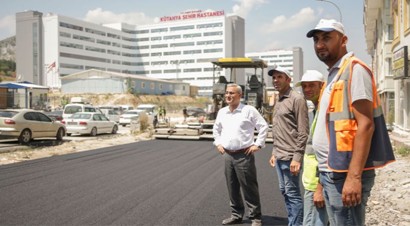 EKEN PAŞA CADDESİ’NDE ASFALT MESAİSİ