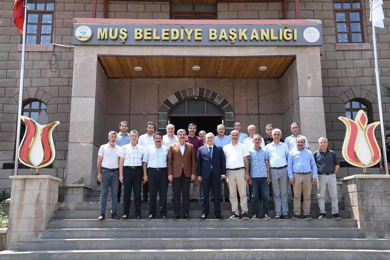 VALİ GÜNDÜZÖZ’DEN BAŞKAN ASYA’YA VEDA ZİYARETİ