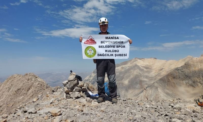 Yeşil Beyazlı Flama, Aladağlar Güzeller’de Dalgalandı