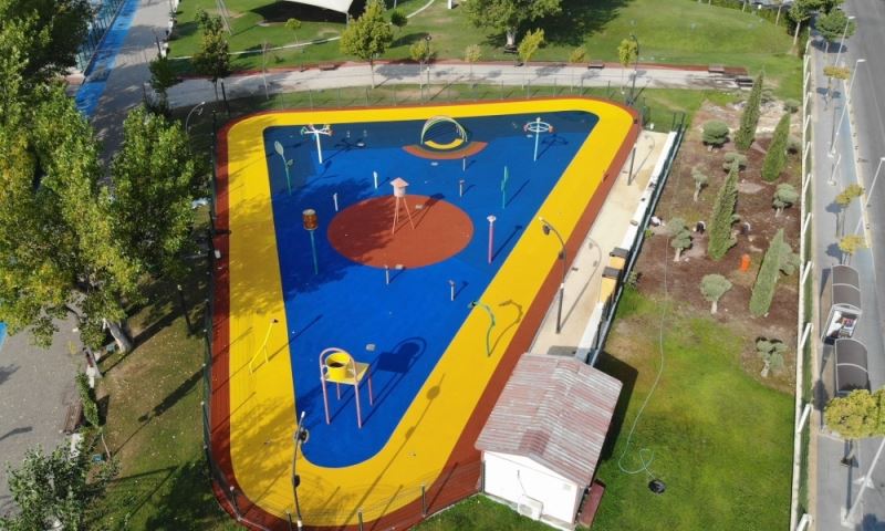 Atatürk Kent Park’taki Fresh Park’ın Zemini Yenilendi