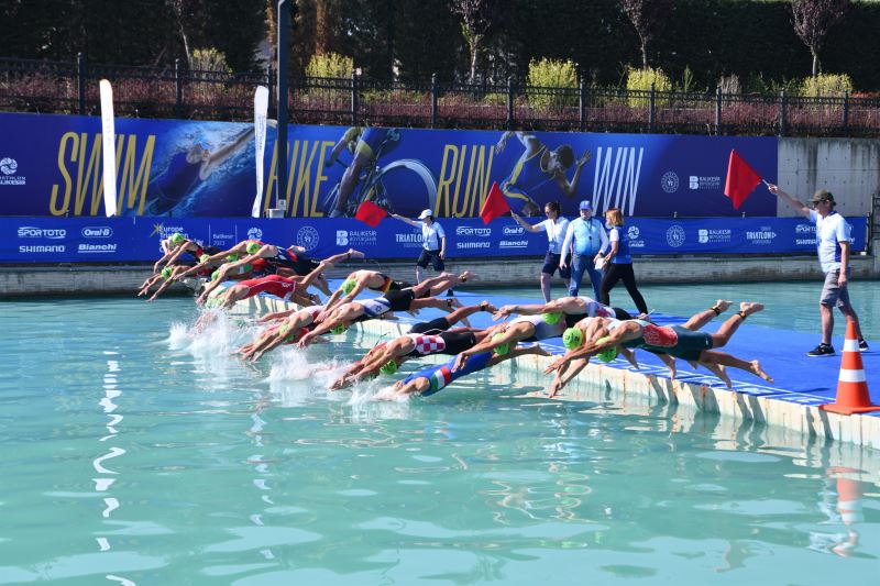 Avlu Balıkesir Triatlonu Avrupa Şampiyonası Başladı