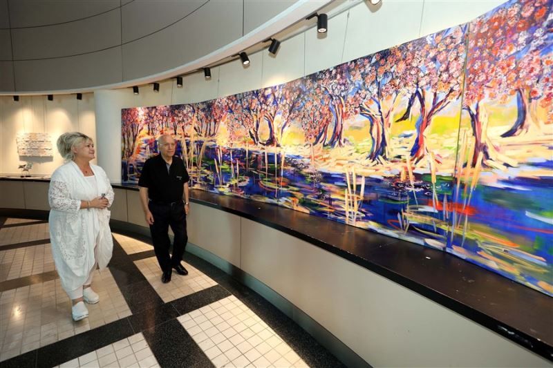 Başkan Yaşar’dan İzmirli Sanatçıya Tam Destek