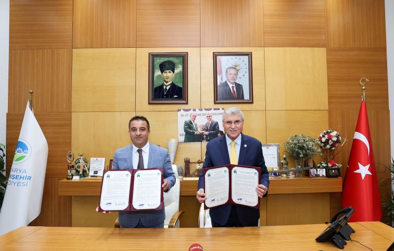 “Yeni iş birliği fırsatları oluşturmak için gayretle çalışıyoruz”