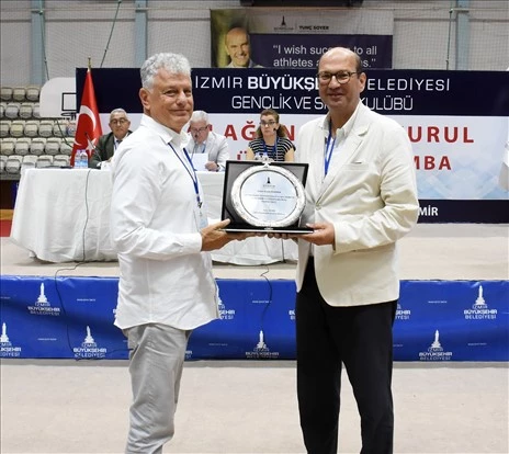 İzmir Büyükşehir Belediyesi Gençlik ve Spor Kulübü