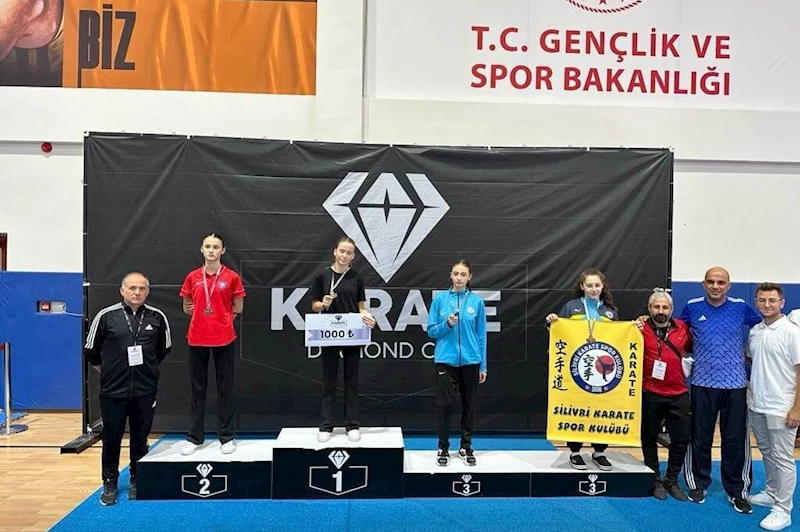 Nilüferli karatecilerden 1 altın 2 bronz madalya